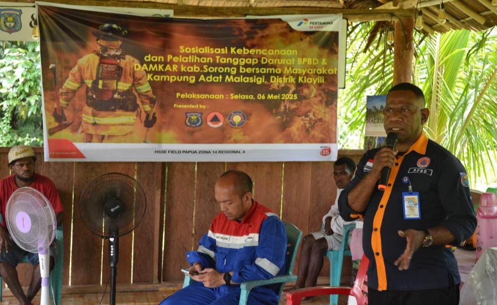 Beri Pelatihan Tanggap Bencana Bagi Warga Kampung Adat Malasigi Papua