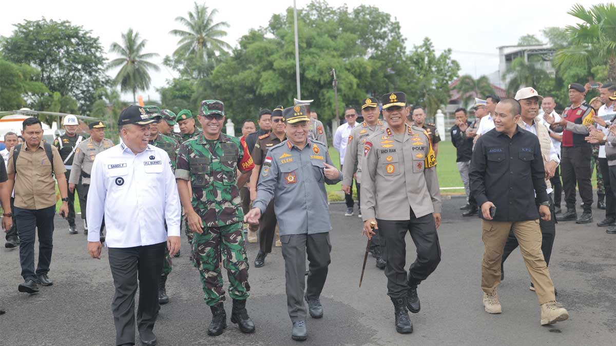 Kapolda, Pangdam dan Pj Gubernur Sumsel Pantau Pilkada Sumsel Via Udara