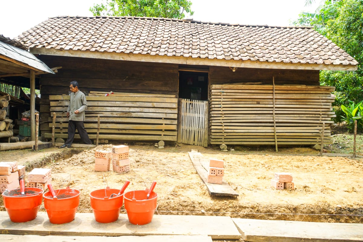 Beberapa Bantuan Digelontorkan Pj Bupati Muba di Kecamatan Jirak Jaya, Ini Salah Satunya