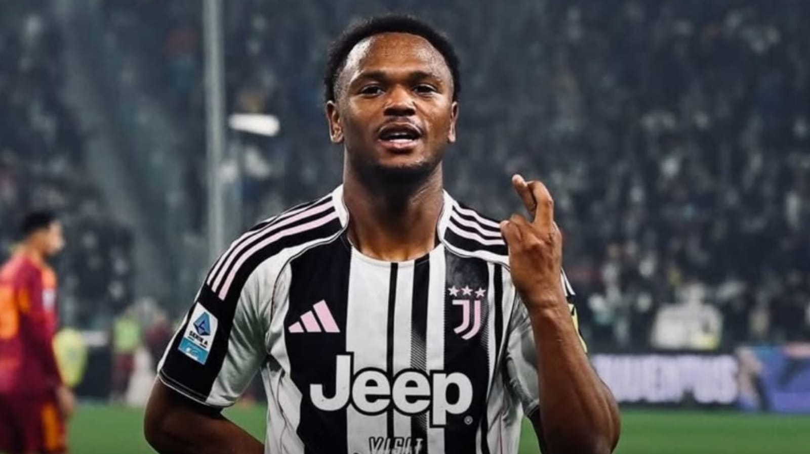 Lyon Ikut Bersaing Merekrut Pemain Gagal Juventus