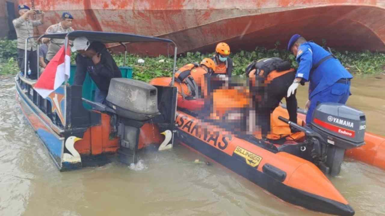 Terseret Arus Sungai Musi, Bocah Perempuan Ditemukan Tersangkut di Eceng Gondok