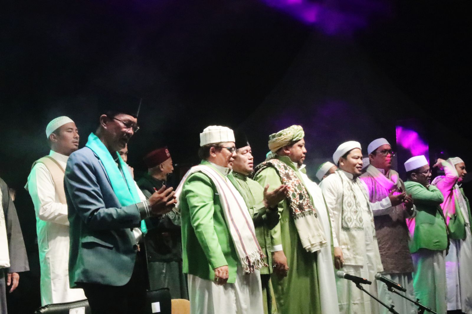 Malam Tahun Baru, Harnojoyo dan Ribuan Umat Palembang Dzikir Bersama di BKB