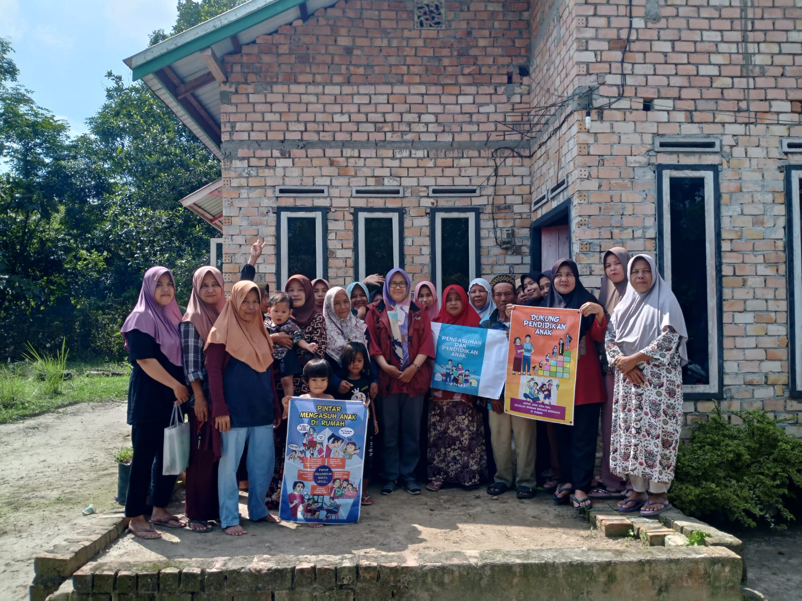 Daftar Bansos yang Dibagikan Pemerintah Pada Juni Hingga Desember 2025, Intip Ada Apa Saja Yuk!