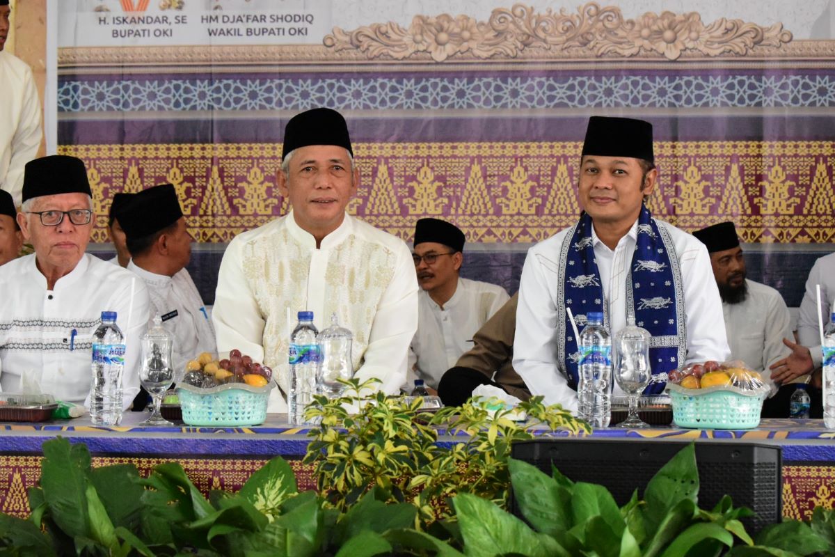 Jelang HUT OKI, Ribuan Warga Hadiri Pengajian Bersama Ustadz Sauqi Zainudin MZ