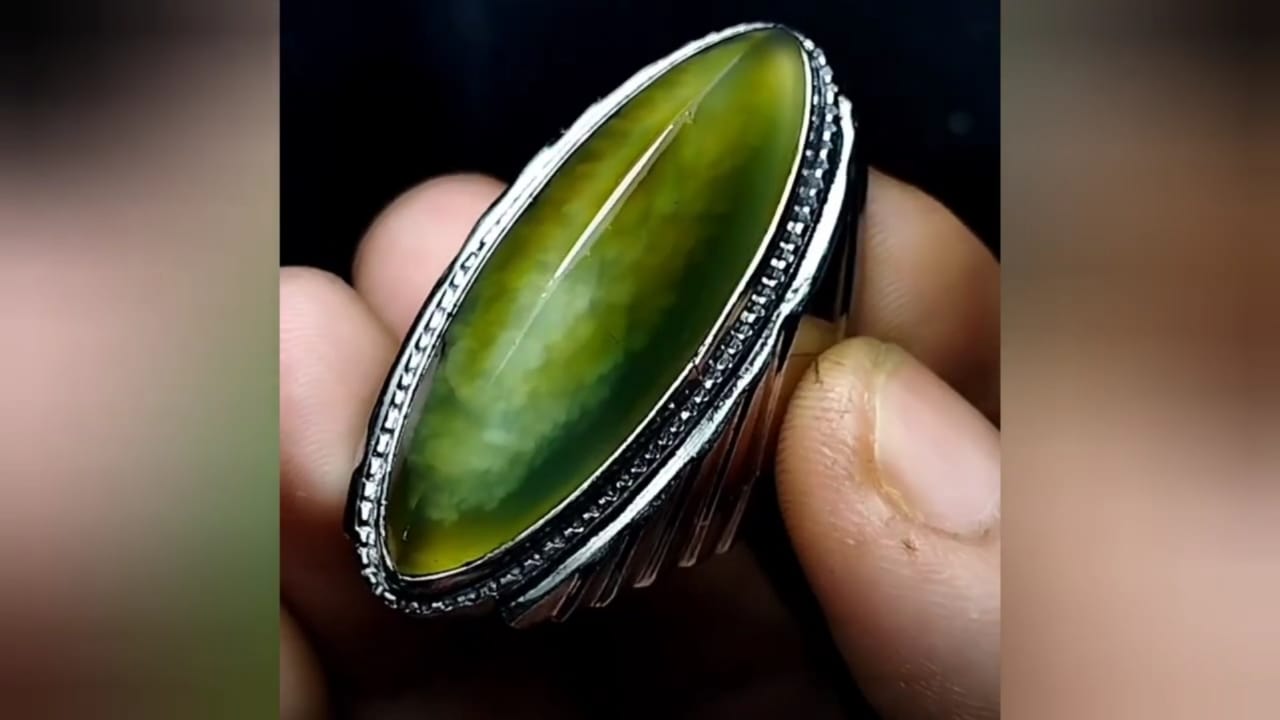 Tenyata 6 Khasiat Batu Akik Pandan Berguna Untuk kesehatan 
