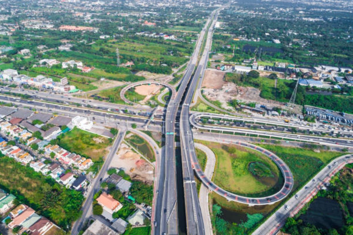 Patahkan Rekor Trans Jawa, Jalan Tol Terpanjang RI di Sumatera Selatan Ini Bikin Pengusaha Sumringah, Tapi...