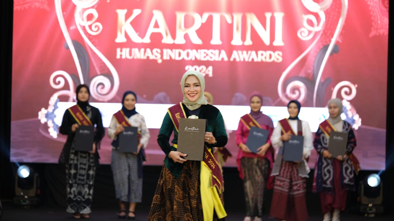 PLN Icon Plus Raih Penghargaan Kartini Humas Indonesia Atas Inovasi dan Dedikasi Bagi Masyarakat dan Industri