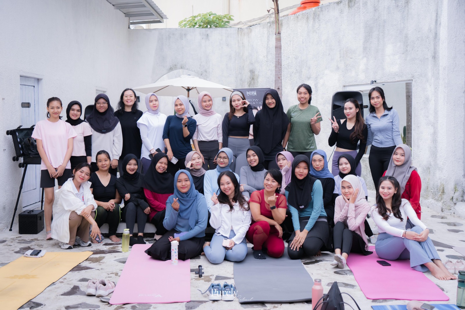 Make Over Gelar Yoga Class, Eksklusif untuk Customer Loyal 