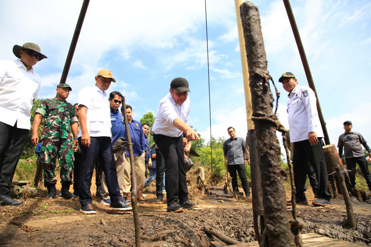 Herman Deru Apresiasi Menteri ESDM Legalkan Sumur Minyak Rakyat, Dongkrak Ekonomi Daerah