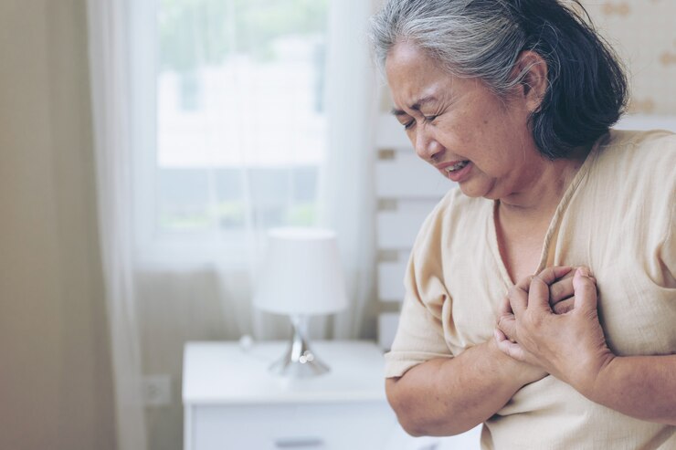 5 Tips Jaga Kesehatan Jantung Lansia Usia 60 Tahun dan Cara Mengenali Ciri-ciri Penderita Sakit Jantung