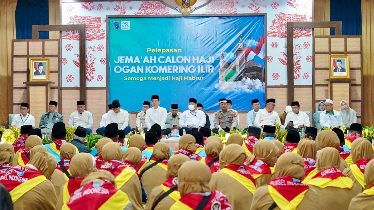 Resmi Diberangkatkan! Bupati OKI Titip Pesan Penting bagi 217 Calon Jemaah Haji 2026