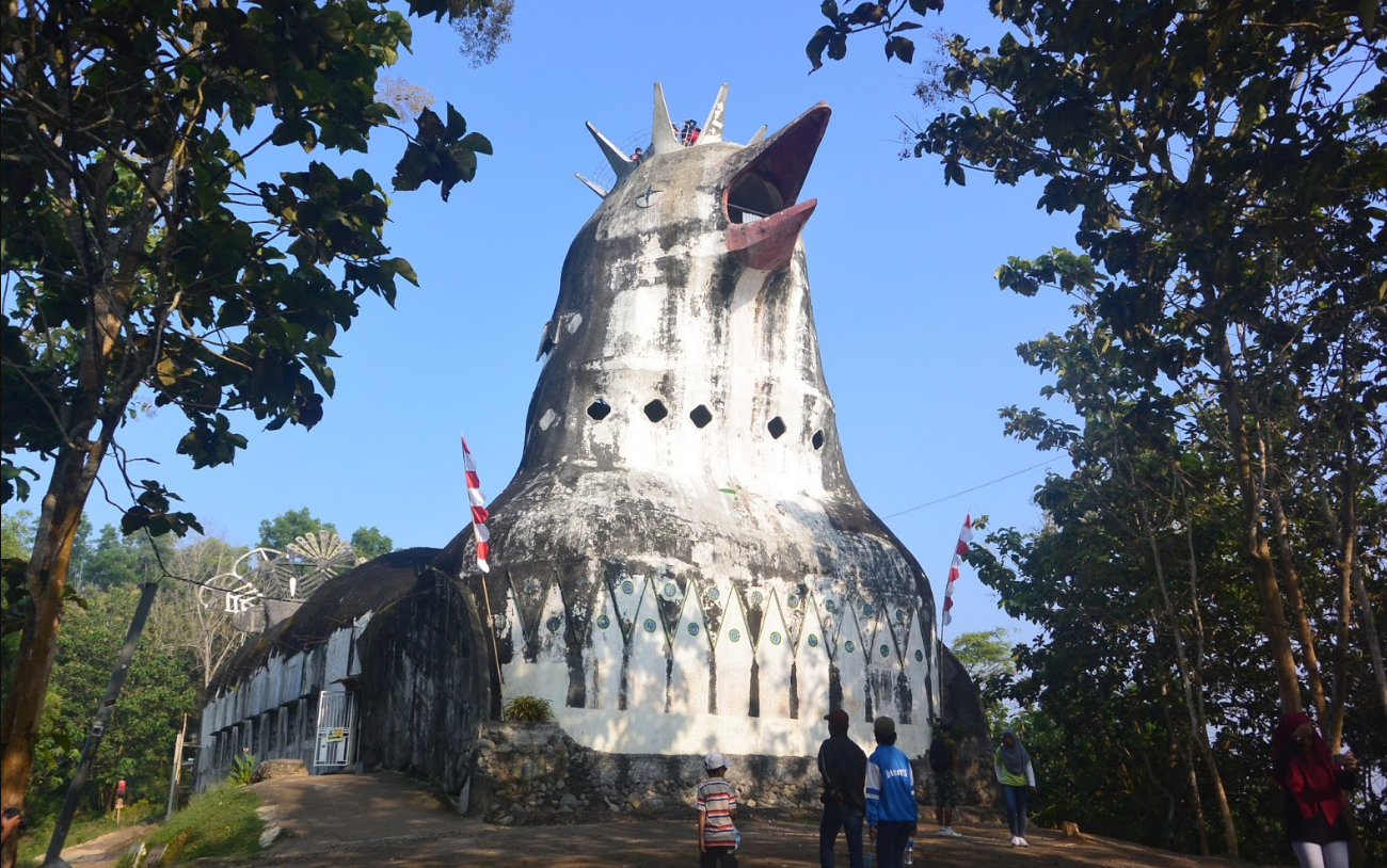 Cuma Membayar Rp25.000, Kamu Bisa Menikmati Keindahan 5 Gunung di Magelang dari Tempat Ini, Berminat?