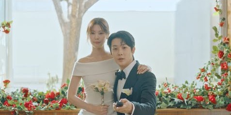 Choi Wooshik dan Jung Somin Adu Akting di Serial Komedi Terbaru 'Would You Marry Me?'