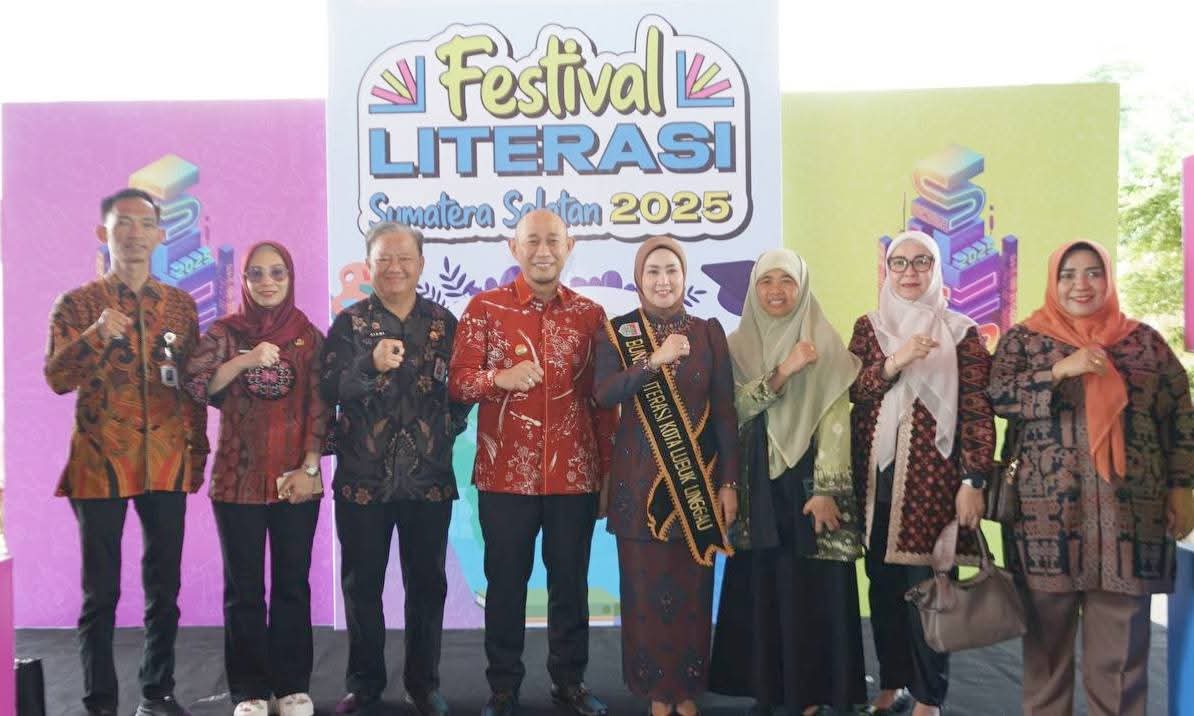 Ketua Tim PKK Lubuk Linggau Hj Risca Priba Ayu Dilantik Sebagai Bunda Literasi