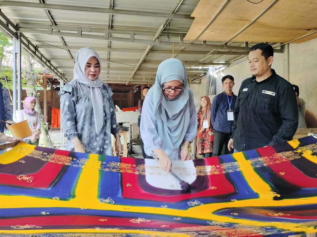 Kirim Pengerajin ke Yogyakarta, Pemkab OKI Kembangkan Batik Motif Kajang