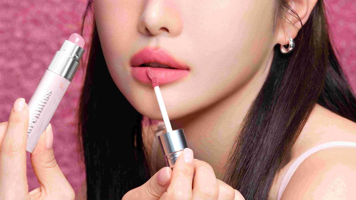 Riasan Bibir Hangat dan Elegan, Barenbliss Hadirkan Blur Tint Duo 'Iconic Blurfect'