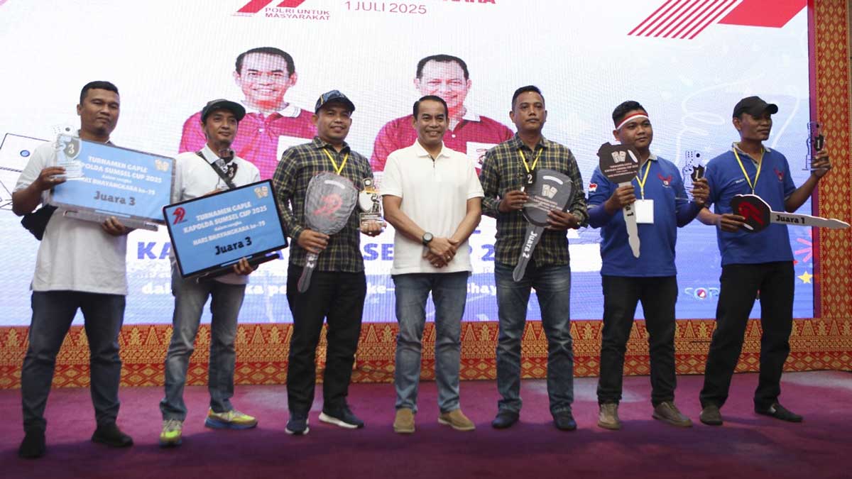 Rezeki dari Meja Gaple, Dimas–Rudy Raih Dua Unit Motor di Turnamen Kapolda Sumsel Cup 2025