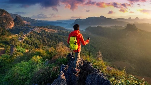 Si Paling Anak Gunung Wajib Tau! Ini 6 Spot Hiking Terbaik, Cocok Buat Mengisi Waktu Liburan Akhir Tahunmu