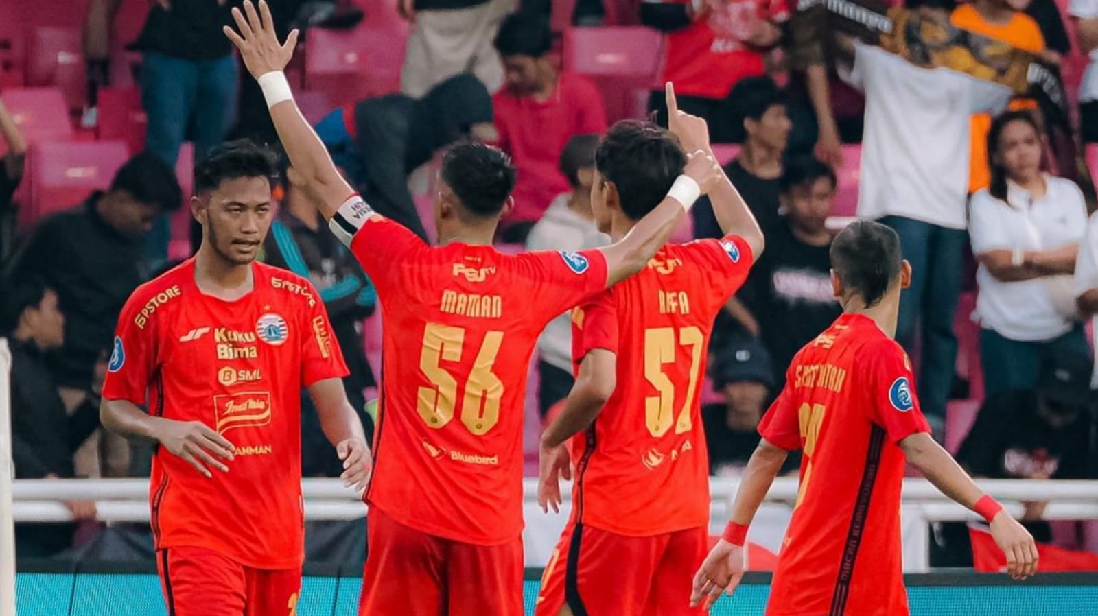 Momen Langka Itu Adalah Ketika Ayah dan Anak Bermain Satu Tim di Persija dalam Pertandingan Resmi