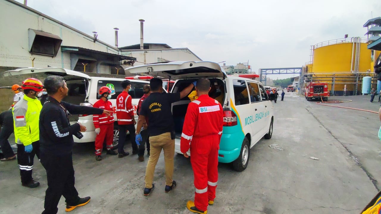 BSI Maslahat Turut Bantu Evakuasi Korban Kebakaran di Area Pabrik Pakan di Bekasi