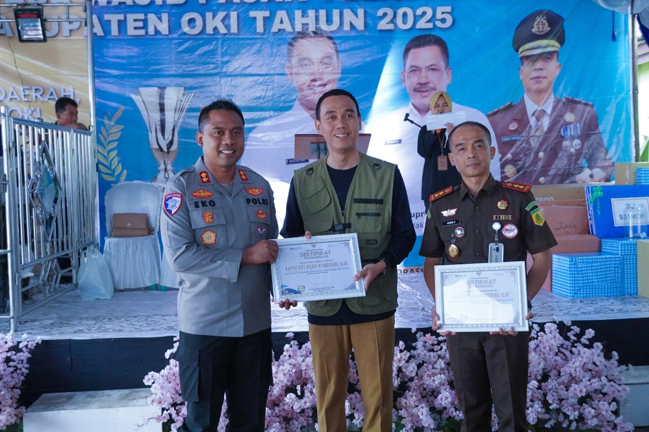 Kapolres dan Kajari OKI Terima Penghargaan Bidang Perpajakan