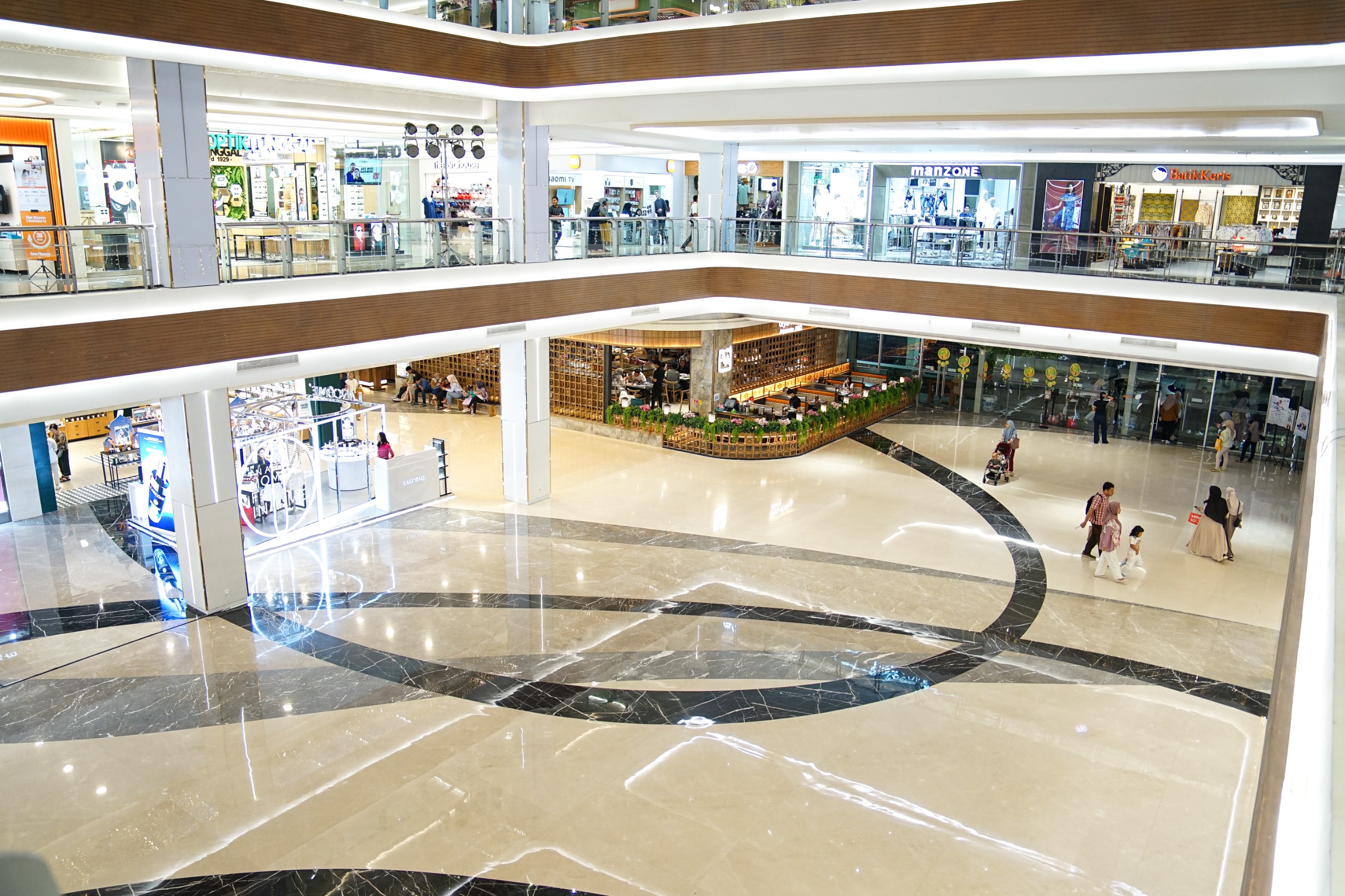 PIM Jadi Destinasi Belanja Premium dengan Brand Internasional, Lengkapi Fasilitas Mewah 