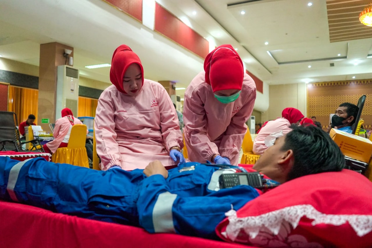 Pekerja Kilang Pertamina Plaju Berhasil Kumpulkan 300 Kantong Donor Darah