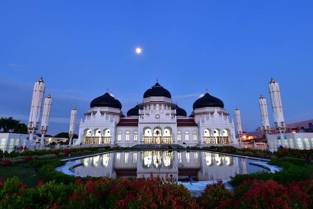 5 Masjid di Indonesia Memiliki Nilai Sejarah, Dari Sultan hingga Warga Belanda yang Merancangnya