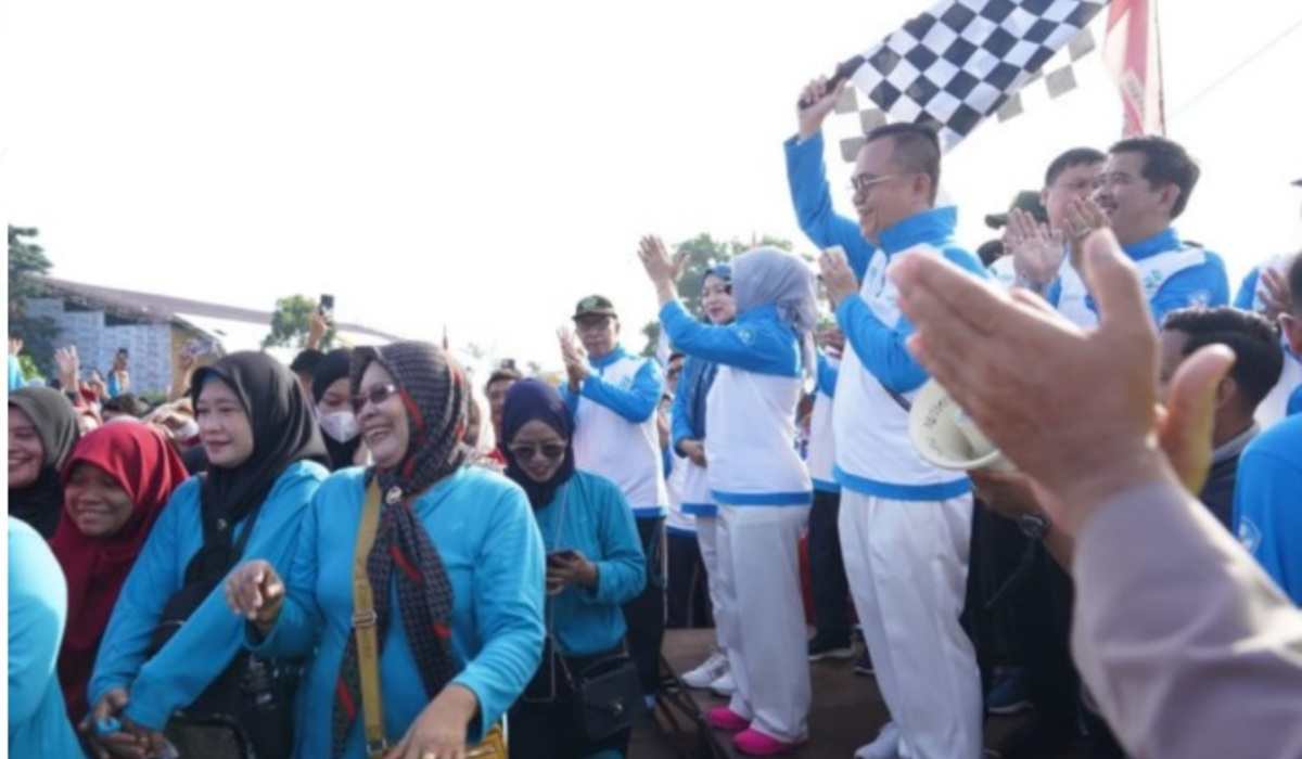 Ribuan Peserta Ramaikan Jalan Santai HUT Kabupaten Banyuasin ke 22 Bertabur Hadiah