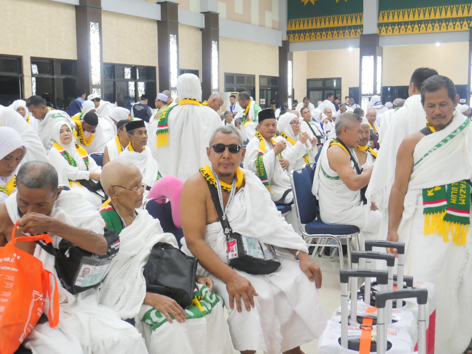 Hari Ini Jemaah Haji Kloter 16 Berangkat Menuju Tanah Suci, Seluruh Jemaah Gelombang 1 Sudah di Mekkah