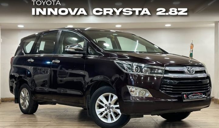 5 Keunggulan dari Mobil Toyota Innova Crysta yang Rilis 2023, Desain Keren Harga Terjangkau di Kelas MPV!