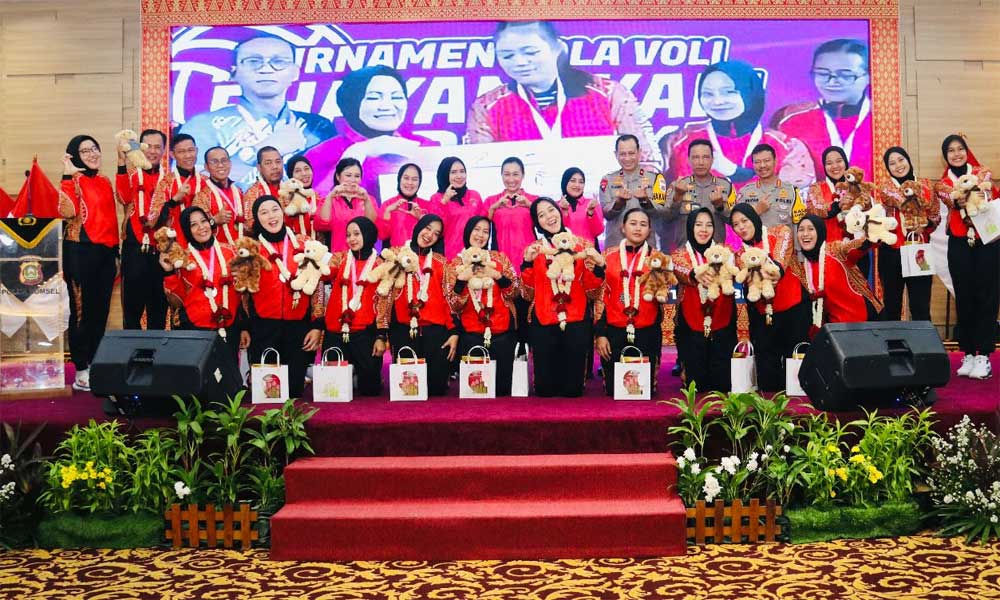 Tim Bola Voli Bhayangkari Sumsel ‘Putri Sriwijaya’ Raih Juara 4 dan Best Setter di Turnamen Bhayangkari Cup