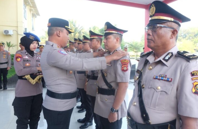Kapolres OKI Roling Jabatan 6 Kapolsek