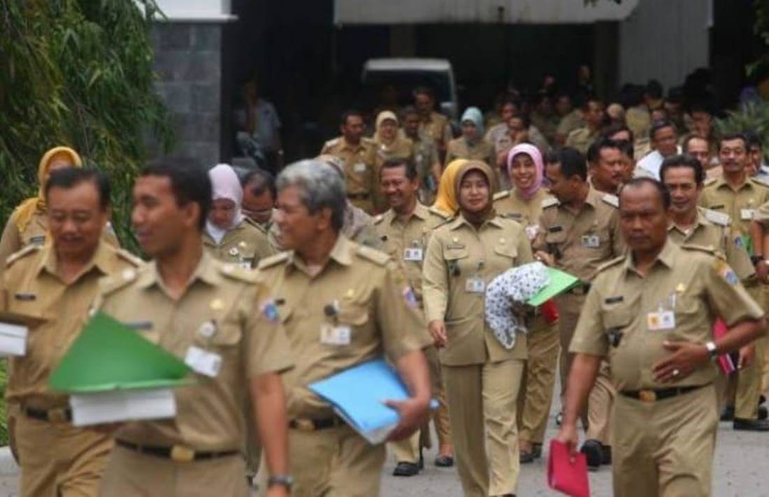 MERESAHKAN! THR dan Gaji Ke-13 PNS 2025 Tidak Cair 100 Persen, Benarkah?