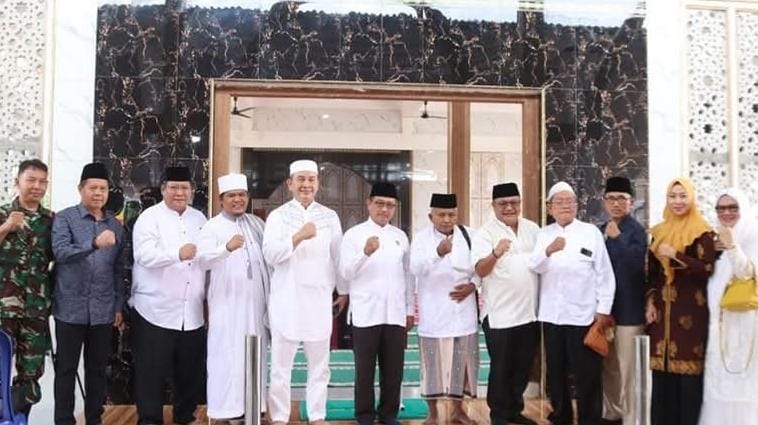 Sekda Lubuk Linggau H Trisko Defriyansa Resmikan Masjid HM Syukur