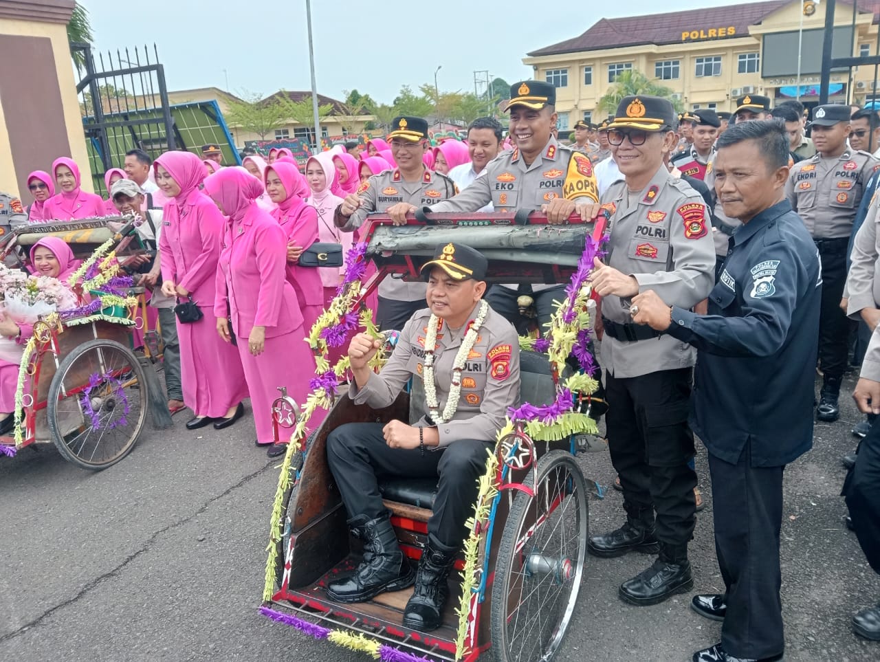 Sertijab Kapolres OKI Berlangsung Haru! Ini Kata Penjabat Baru AKBP Eko Rubiyanto