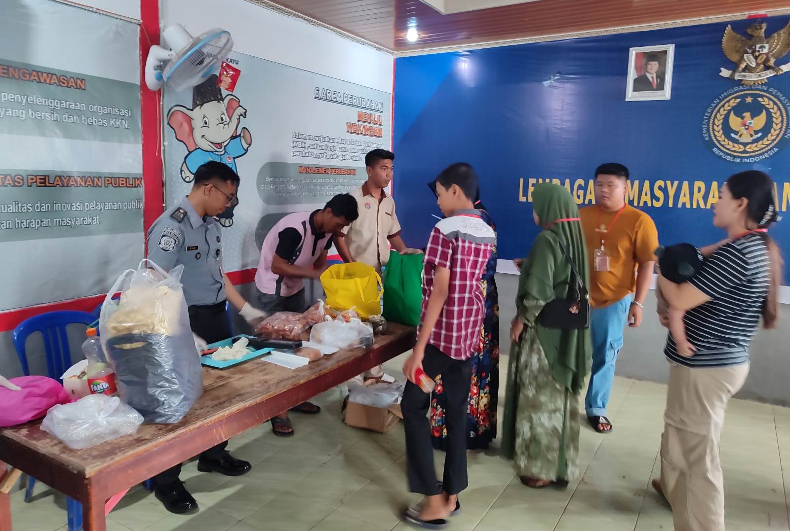 Ratusan Pengunjung Nikmati Momen Idul Adha Bareng Warga Binaan Lapas Sekayu