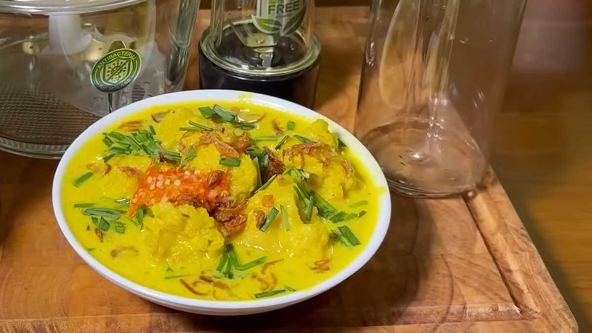 Makanan Khas Palembang, Bola-bola Ikan dengan Kuah Santan Gurih Cocok untuk Sarapan dan Maupun Hidangan Pesta 