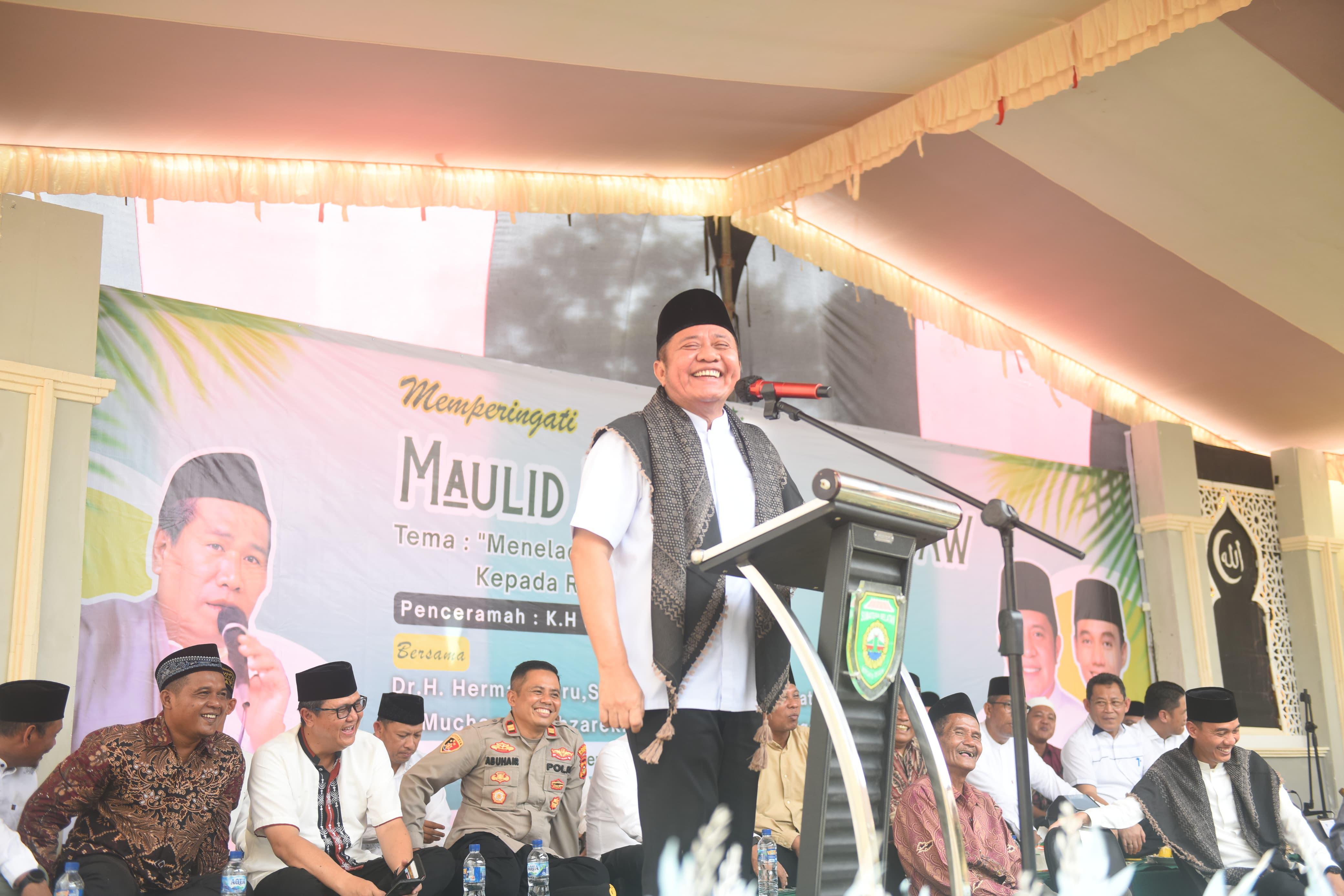 Peringati Maulid Nabi Bersama Warga Desa Gading Raja OKI, Herman Deru: Momentum Meneladani Rasulullah