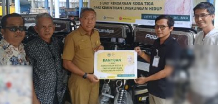ALHAMDULILLAH! OKI Dapat Bantuan 5 Unit Kendaraan Pengangkut Sampah