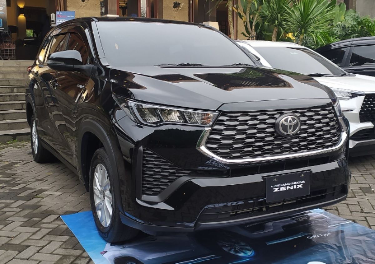 Mobil Toyota Kijang Innova Zenix 2022 Murah Banget, Cuma Rp80 Jutaan, Kondisi Prima dan Siap Pakai