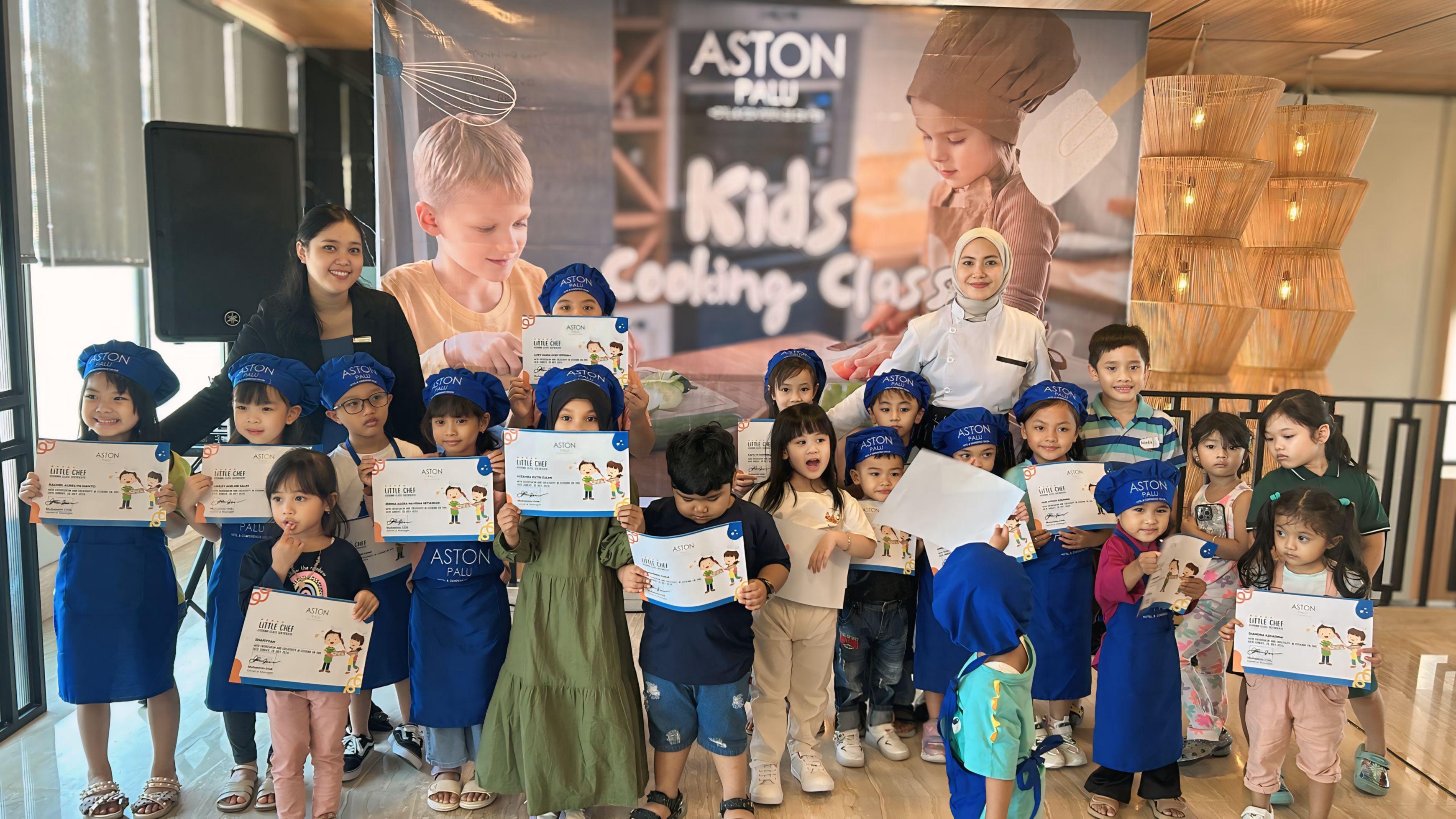 Serunya Kids Cooking Class di Aston Palu, Puluhan Anak Diajarkan Menghias Pizza Sesuai Kreasi
