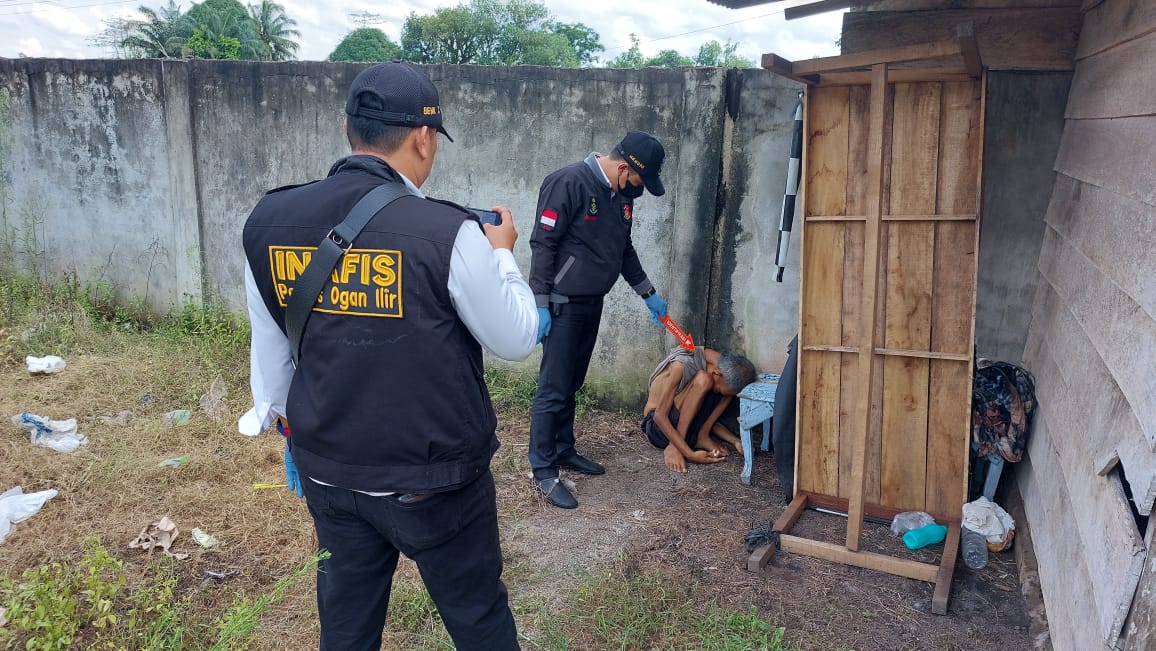 Warga Timbangan KM 32 Geger, Temukan Mr X Tak Bernyawa Sembari Duduk di Warung Kosong