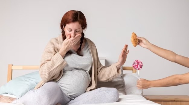 Hati-hati! 9 Makanan Ini Dilarang untuk Ibu Hamil, Apa Saja Ya?