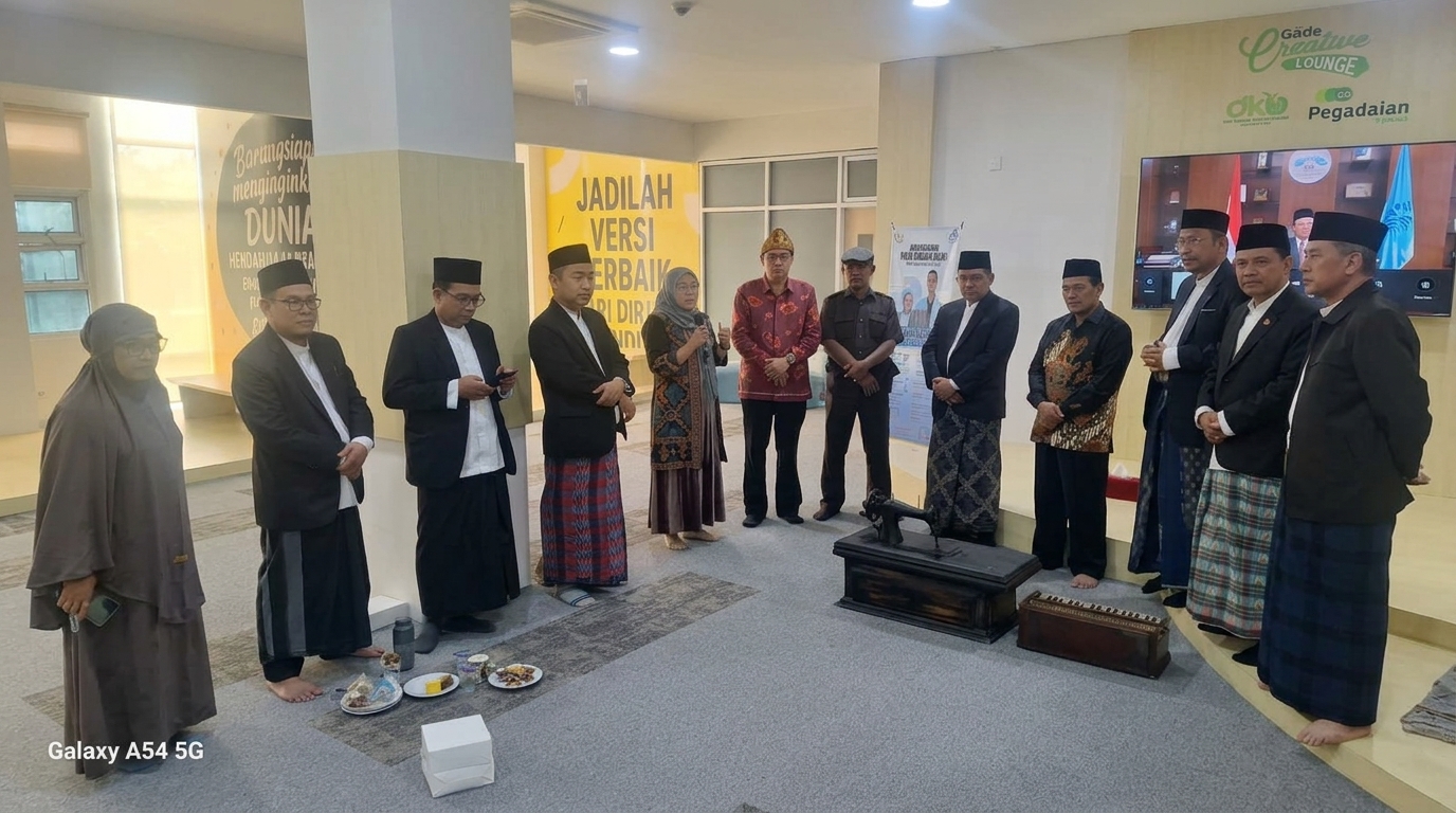 GEMPAR! Mesin Jahit Antik Mirip Milik Ibu Fatmawati Resmi Dimuseumkan di UIN Raden Fatah Palembang!