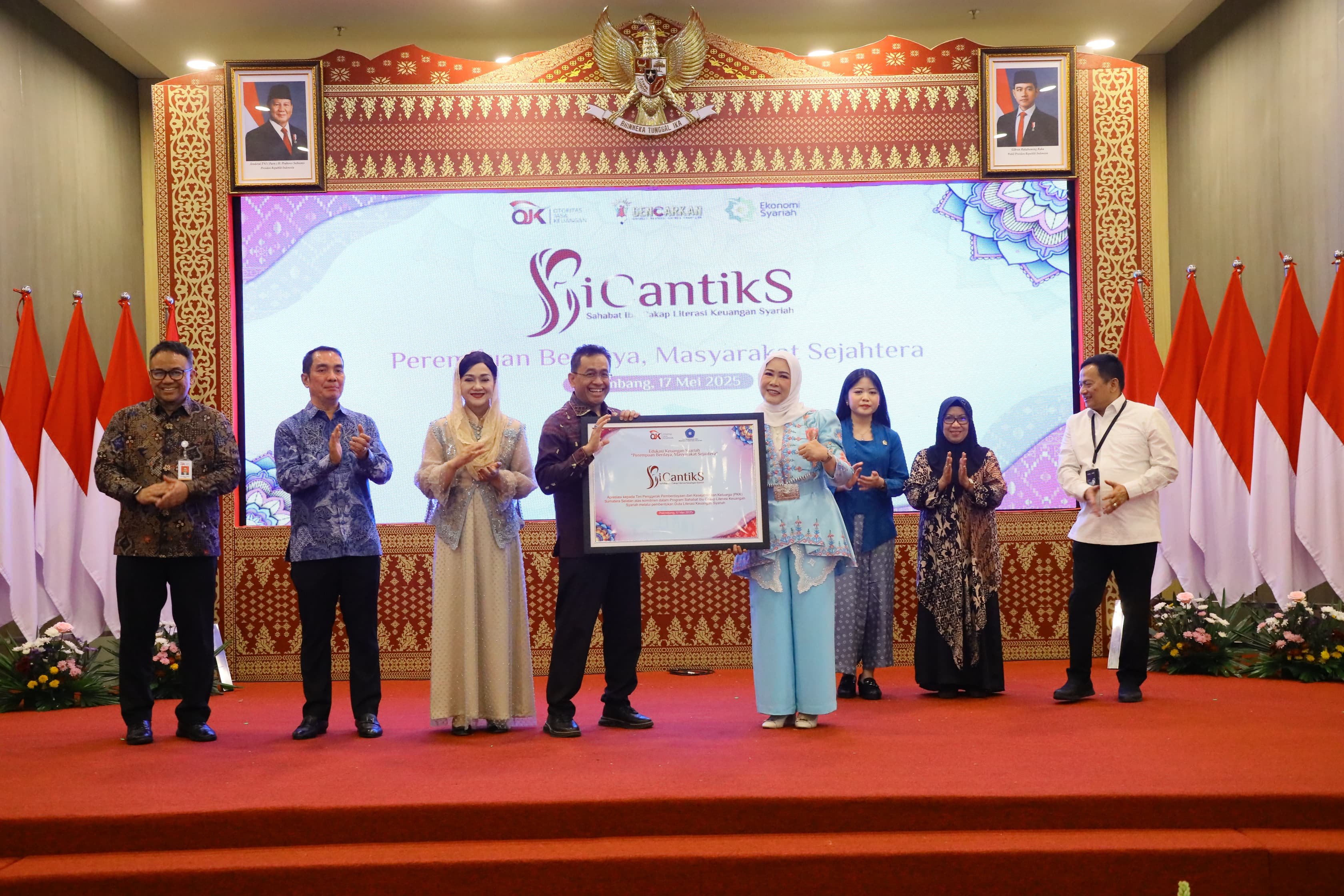 OJK Didik Ibu-Ibu dan Pelaku UMKM, Dorong Literasi Keuangan Syariah Melalui Program SICANTIKS di Sumsel