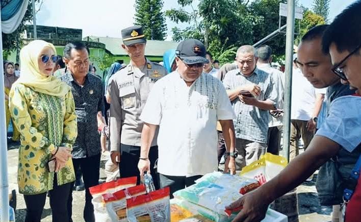Sekda H Trisko Defriyansa Tinjau Operasi Pasar Murah dan Sidak Barang Pokok Sambut Ramadhan 1446 H