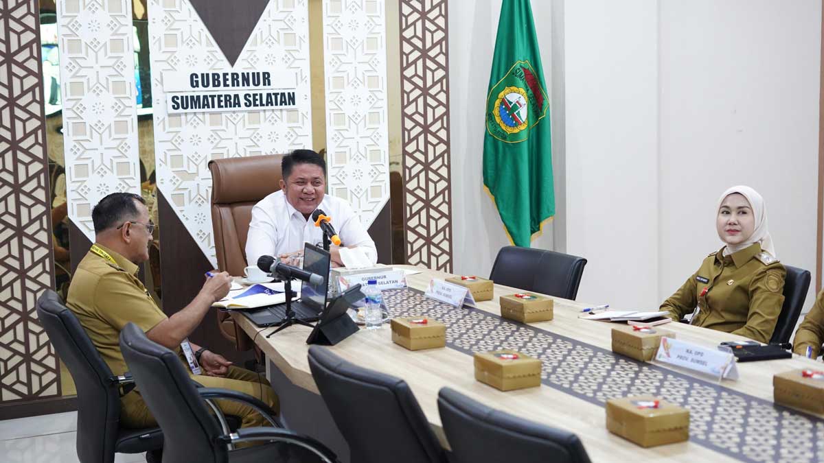 Sentil Pemimpin Karbitan, Herman Deru Tegaskan Jangan Pernah Anggap Remeh Persoalan Lapangan