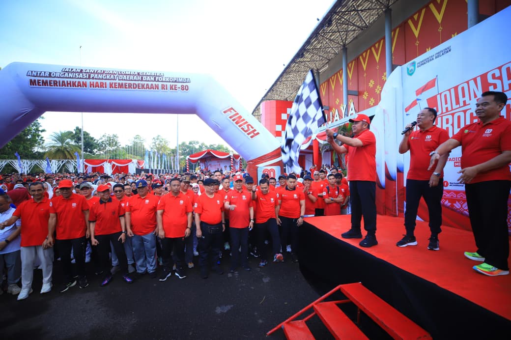 Kemeriahan Jalan Santai dan Lomba Rakyat HUT RI ke-80, Herman Deru Ingin jadi Agenda Rutin