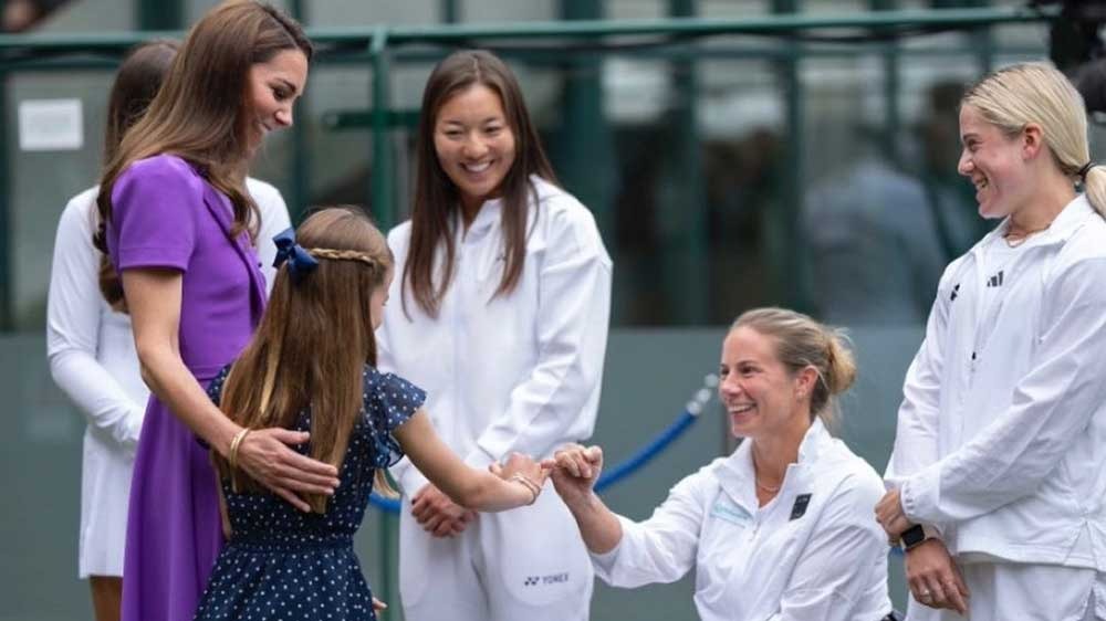 Kate Middleton Hadir di Wimbledon, Anggun Bergaun Ungu Langsung Dapat Standing Ovation dari Penonton
